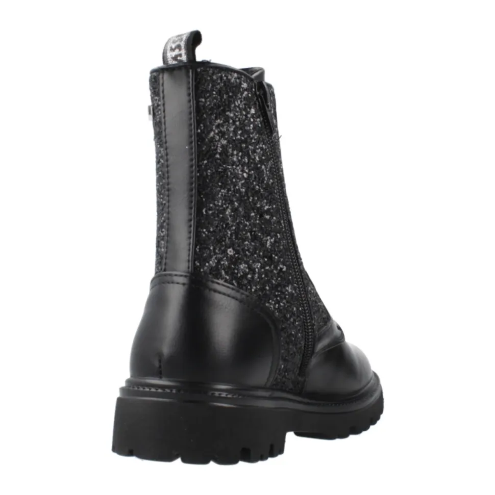 AG17541