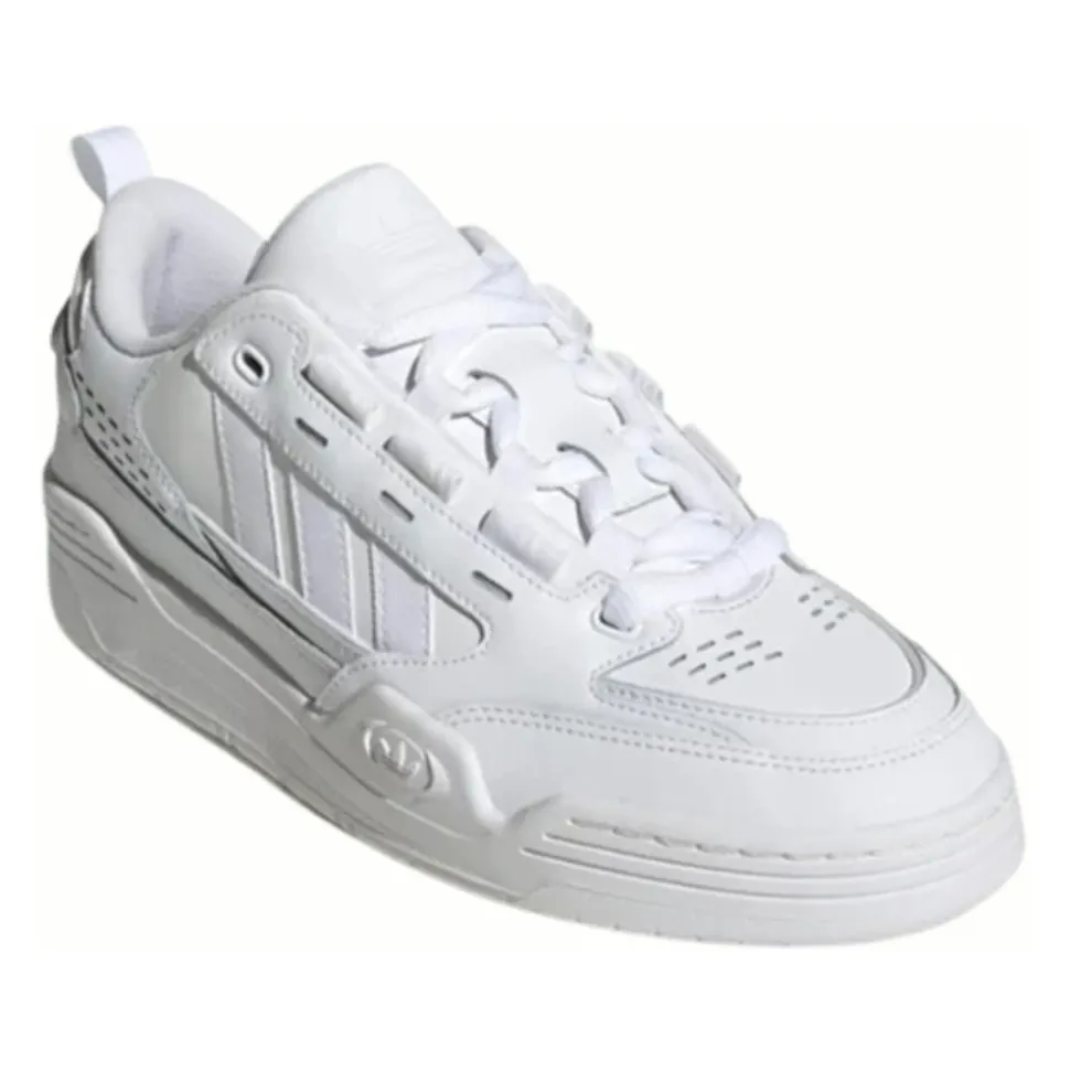 Baskets Adi2000