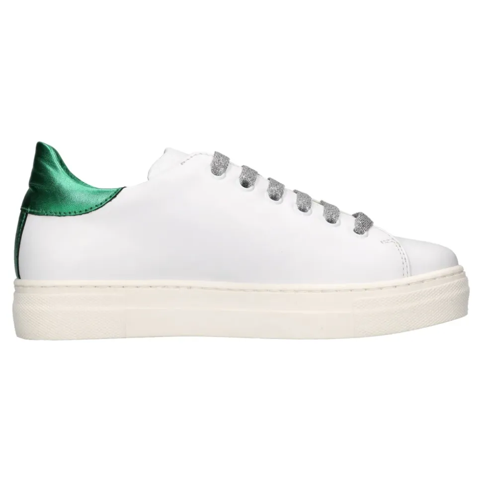 Baskets en cuir