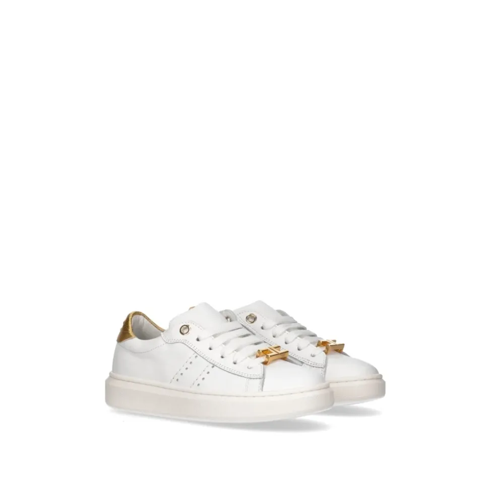 Baskets en cuir