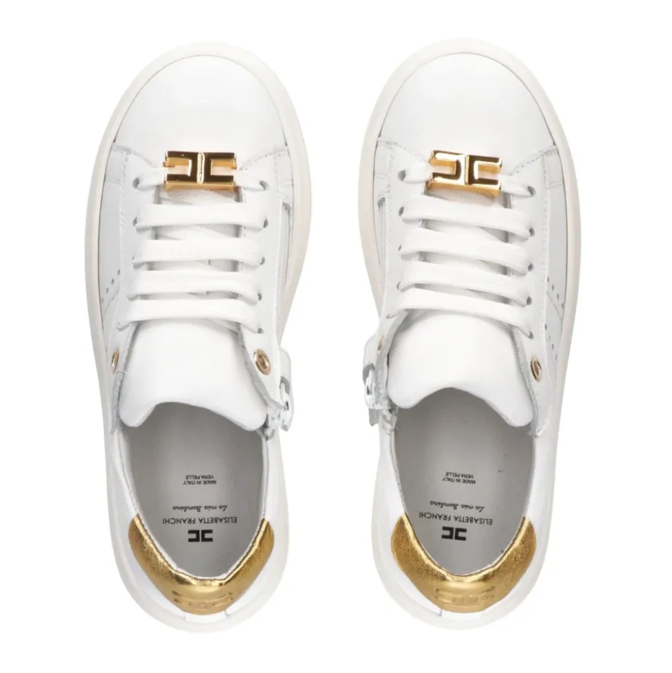 Baskets en cuir