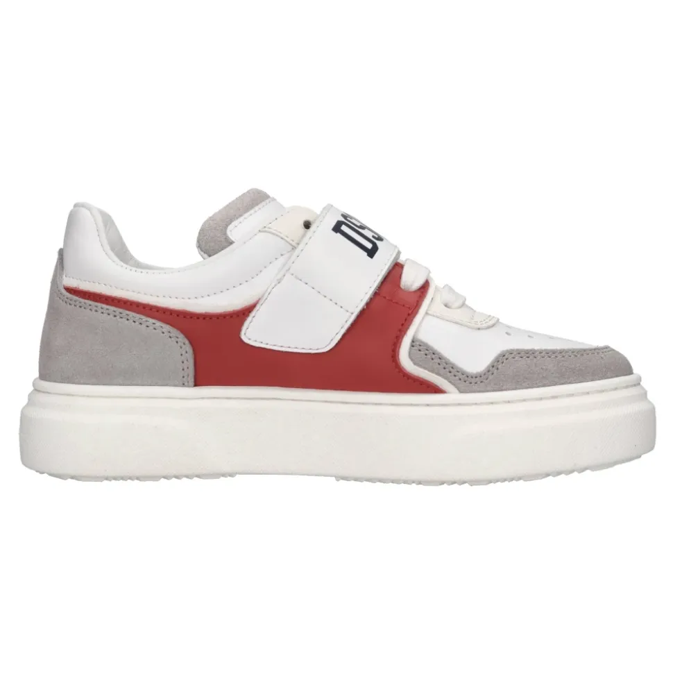 Baskets en cuir et daim