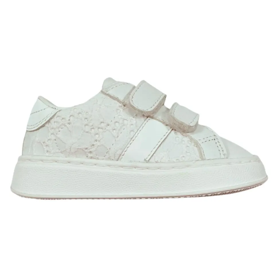 Baskets J421