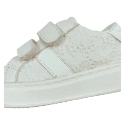 Baskets J421