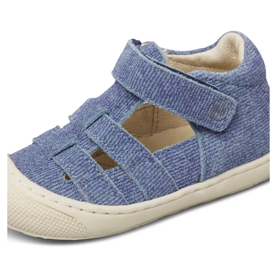 Bede Closed-toe Sandal