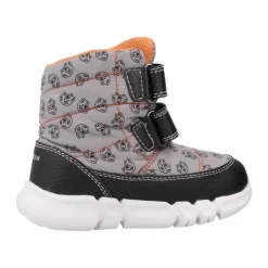 Bottes élégantes pour aventures en plein air