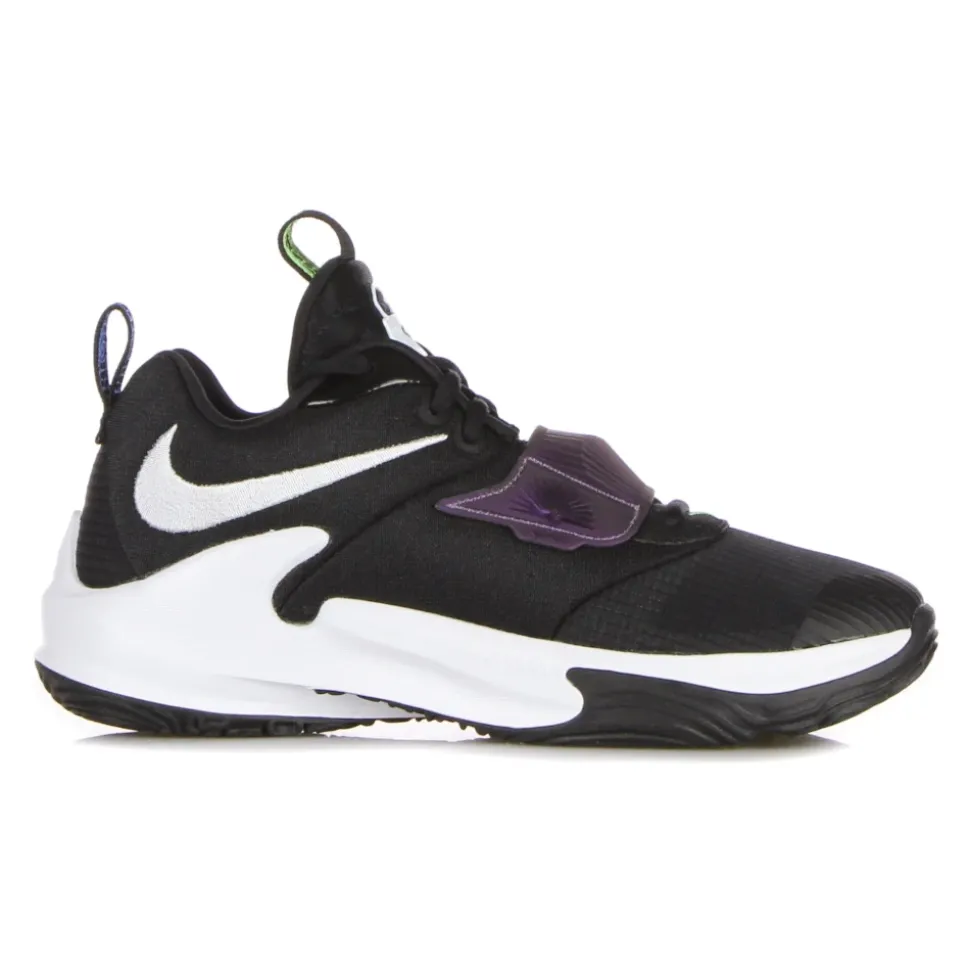 Chaussure de basket Freak 3