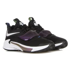 Chaussure de basket Freak 3