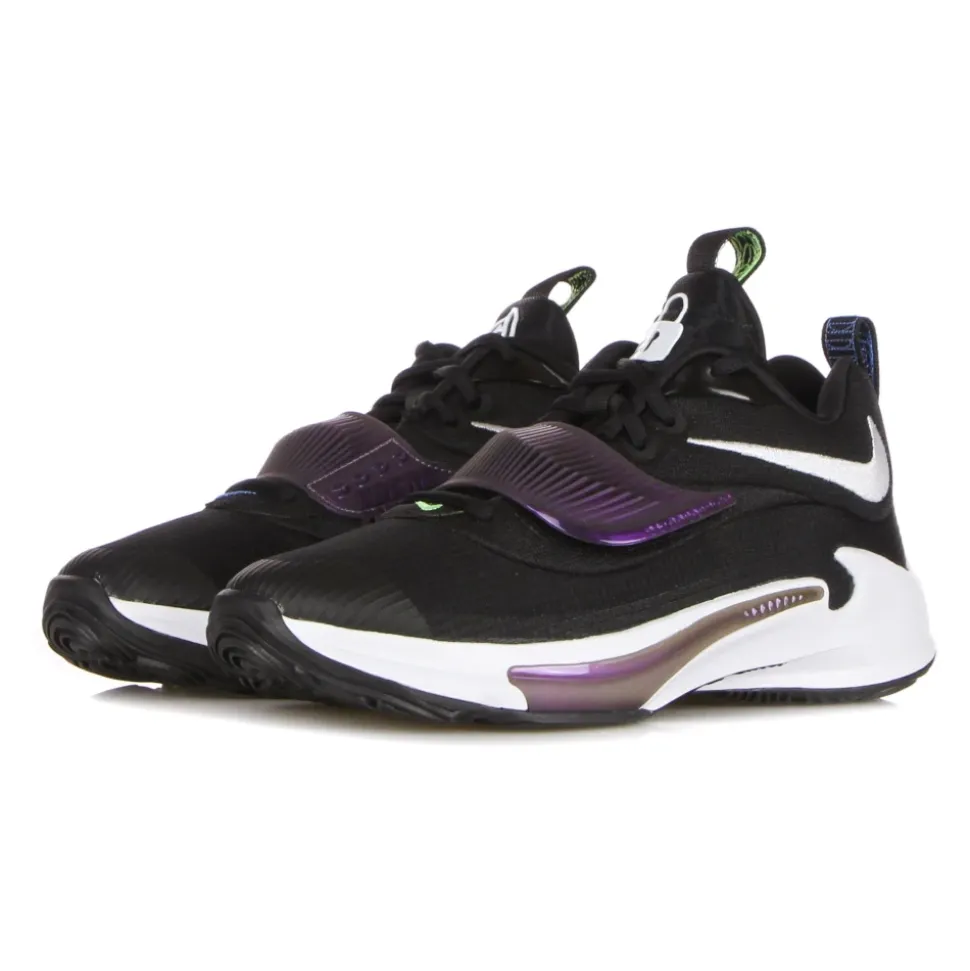 Chaussure de basket Freak 3