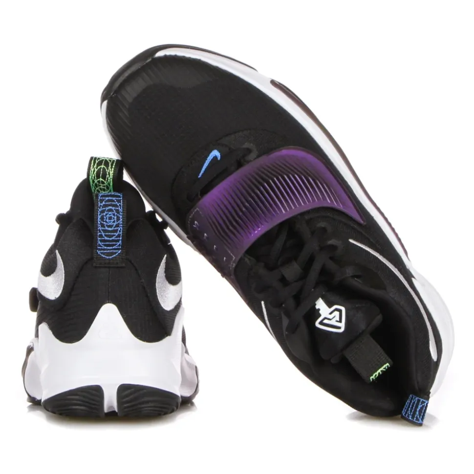 Chaussure de basket Freak 3