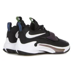 Chaussure de basket Freak 3