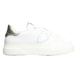Chaussures plates
