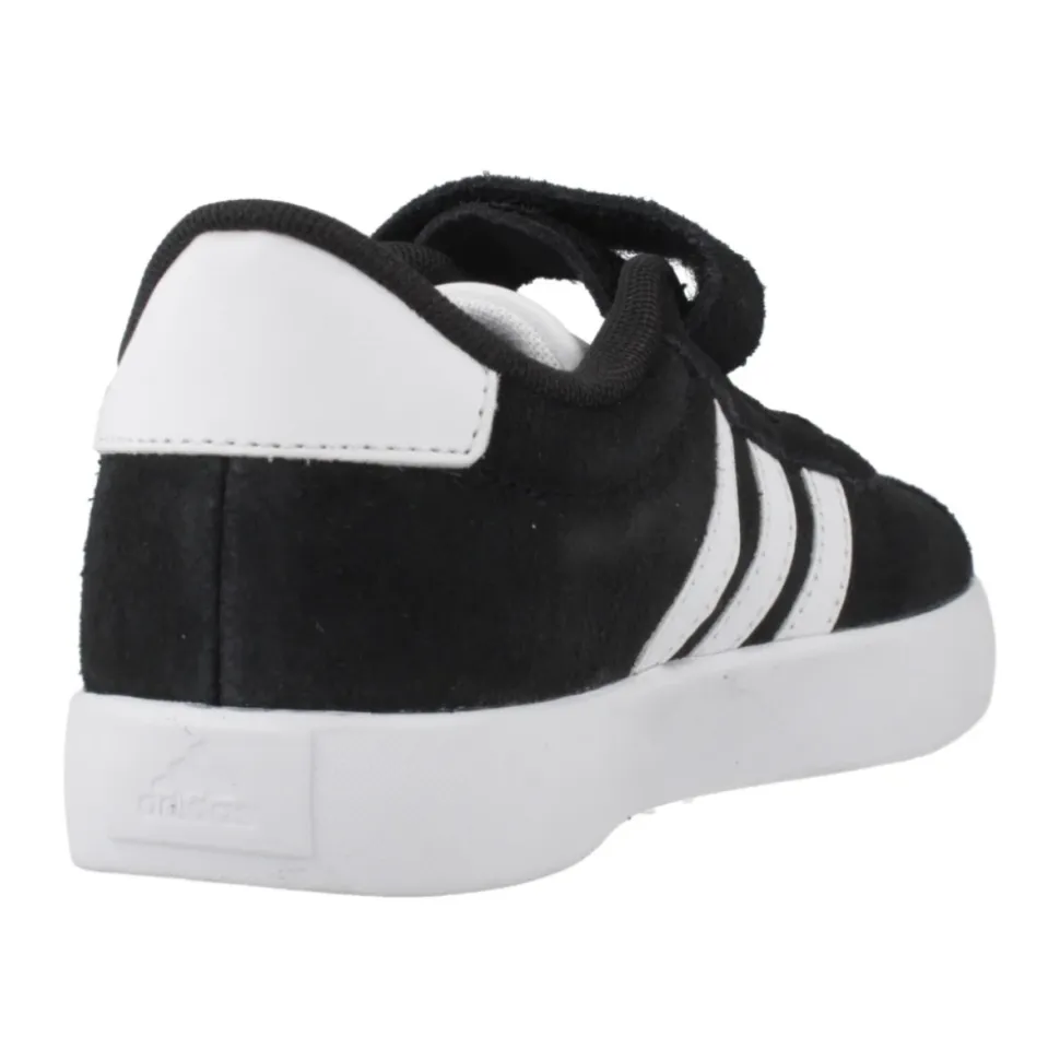 Court Sneakers