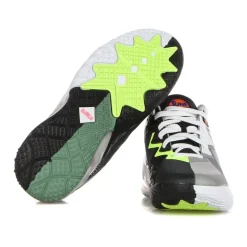 Lebron XVIII Low Chaussures de Basket