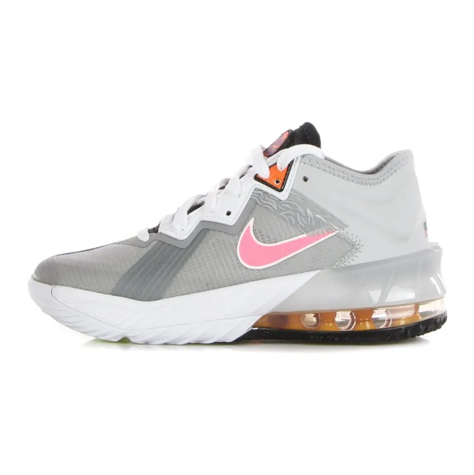 Lebron XVIII Low Chaussures de Basket