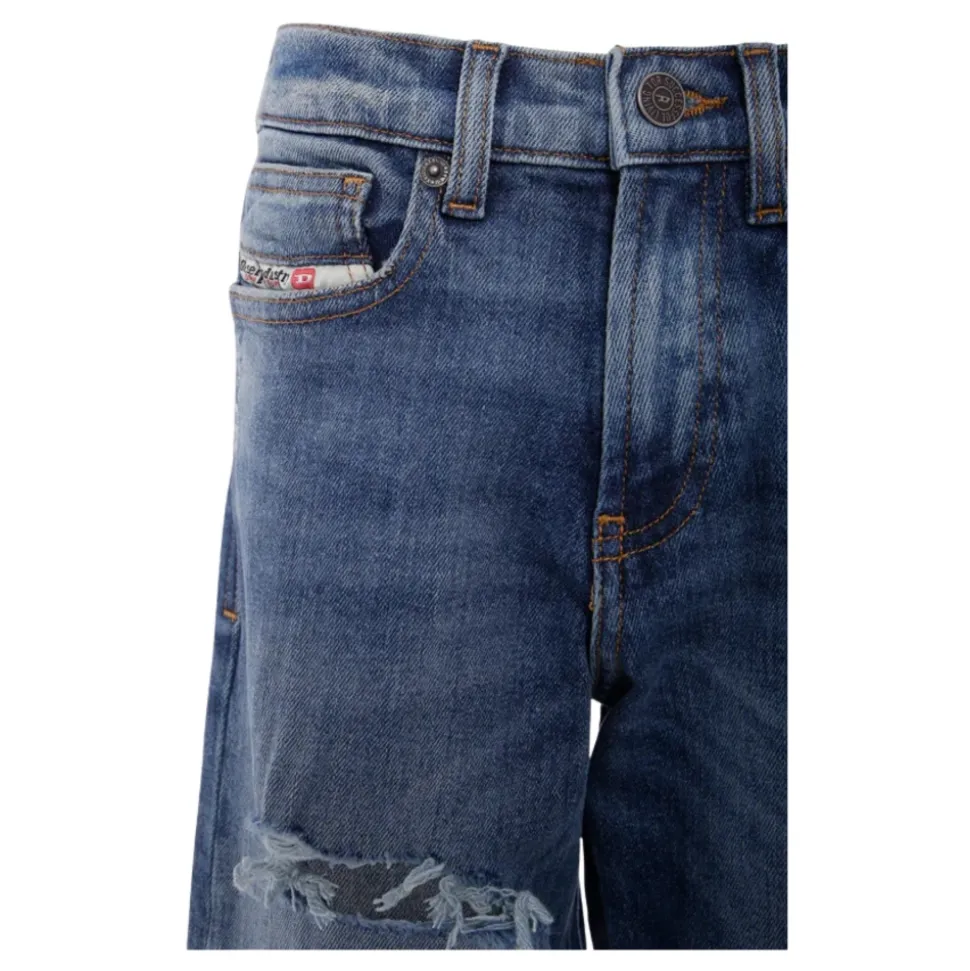 Loose Fit Jeans