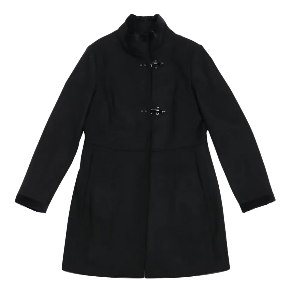 Manteau en laine à col montant et fermoir