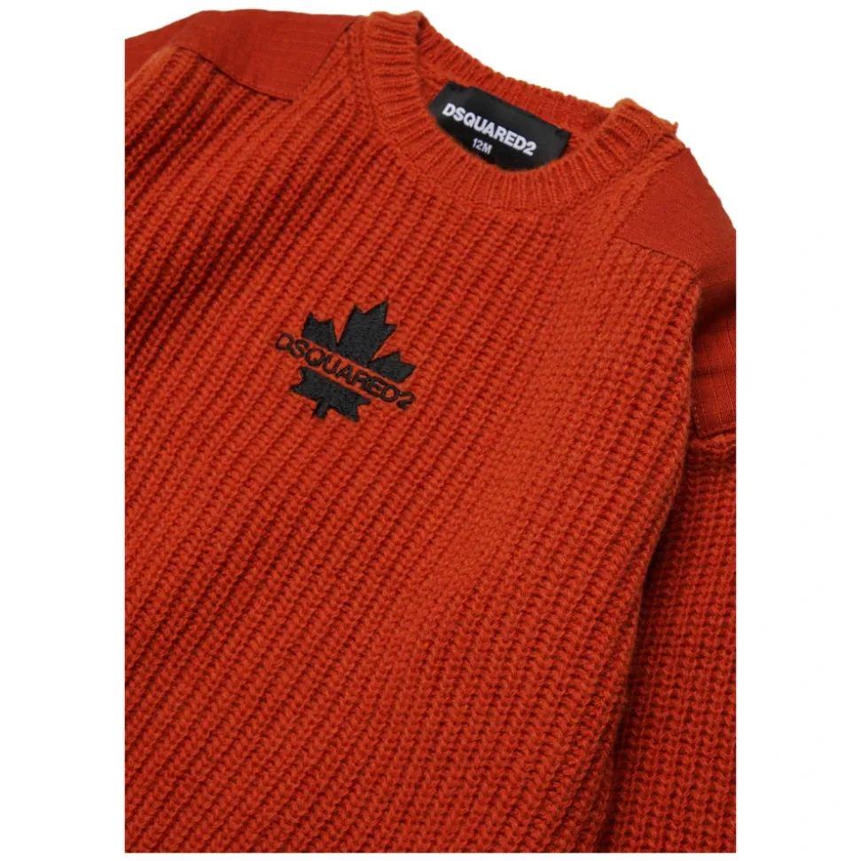Pull en Laine Potter’S Clay