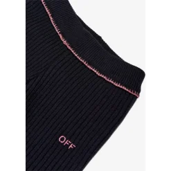 Pull en maille côtelée avec motif