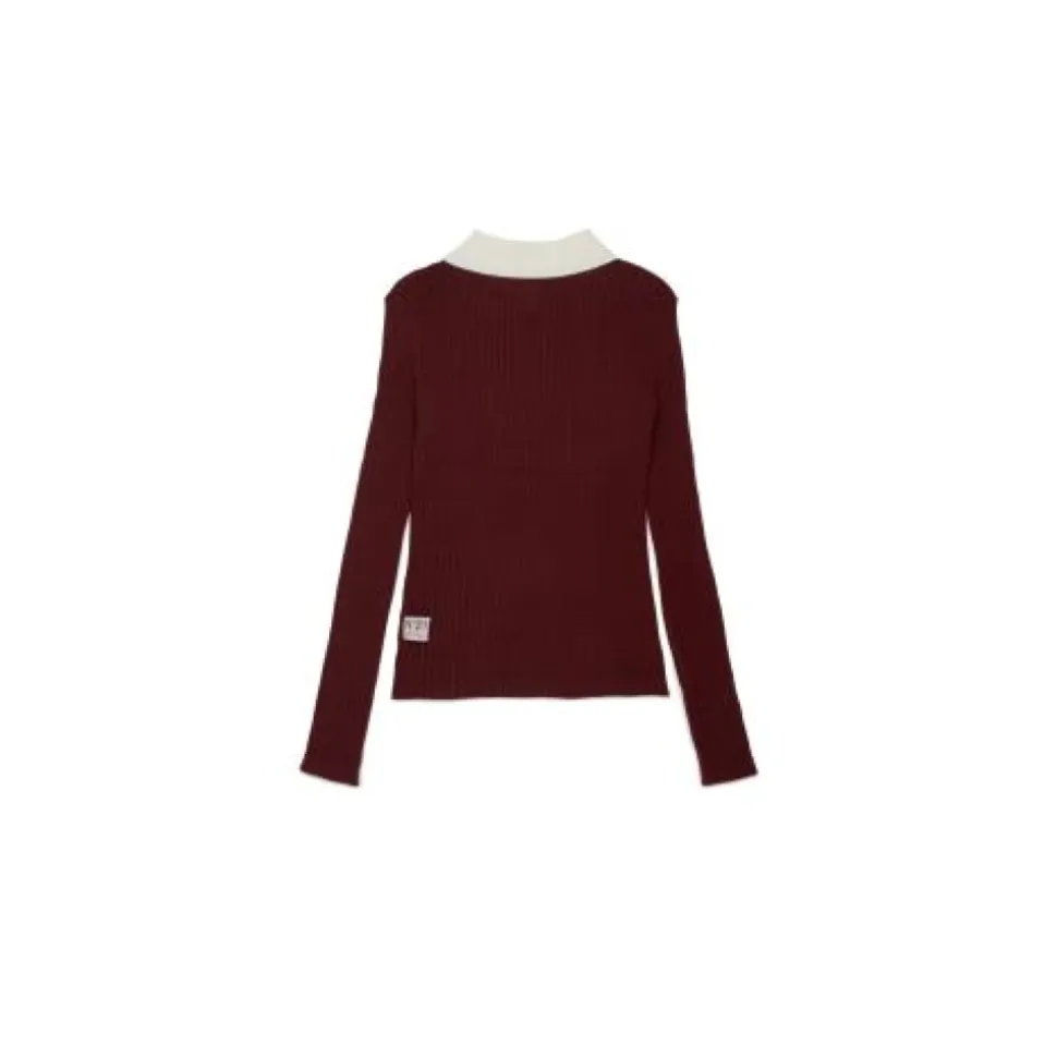 Pull en maille côtelée orné de cristaux