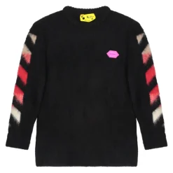 Pull en maille à flèches brossées