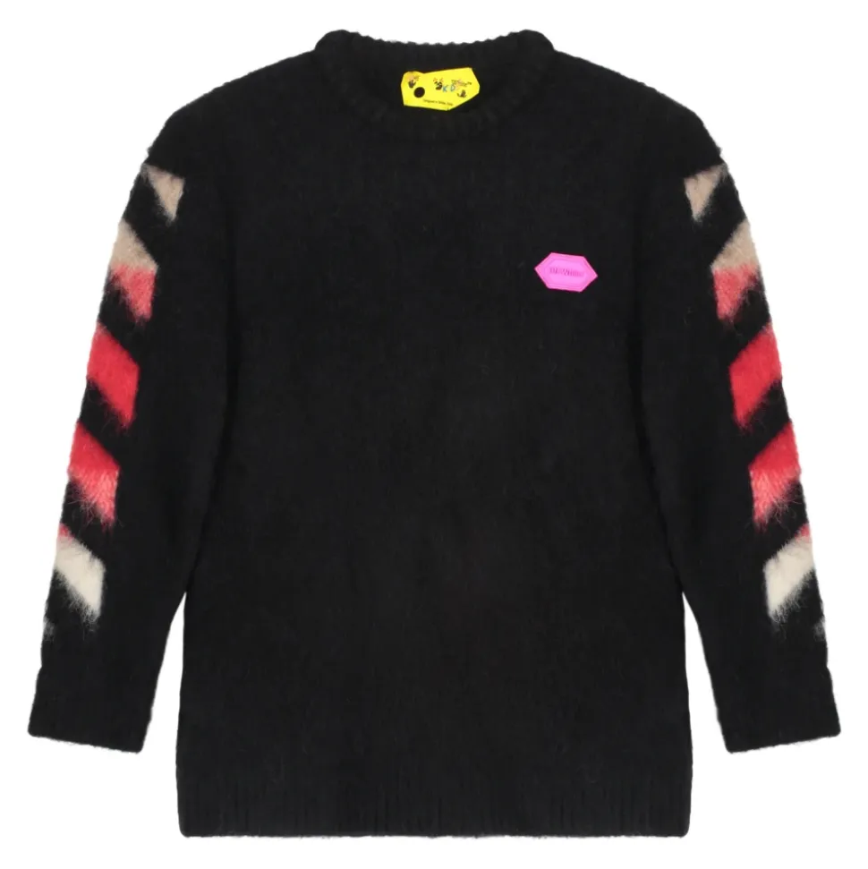 Pull en maille à flèches brossées