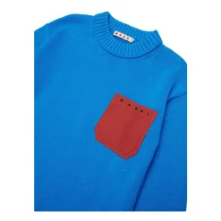 Pull à poche poitrine