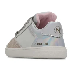 Quar Zip Sneakers