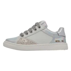 Quar Zip Sneakers