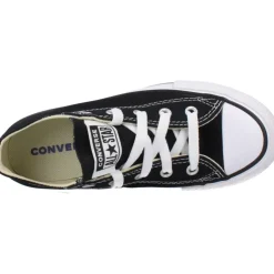 Rehaussez votre style avec des baskets tendance