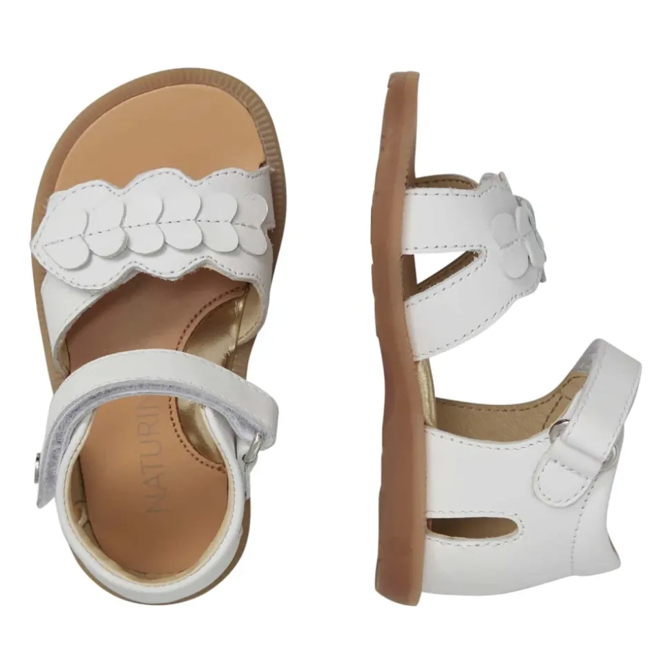 Sandales en cuir avec coeur appliqués FIRUN