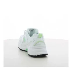 530 Sneakers