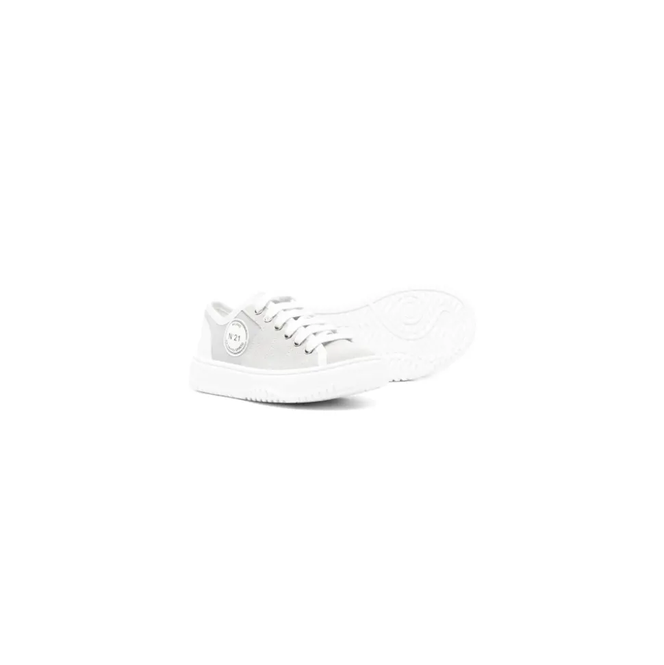 Sneakers Gris en Cuir Bout Rond Logo Patch