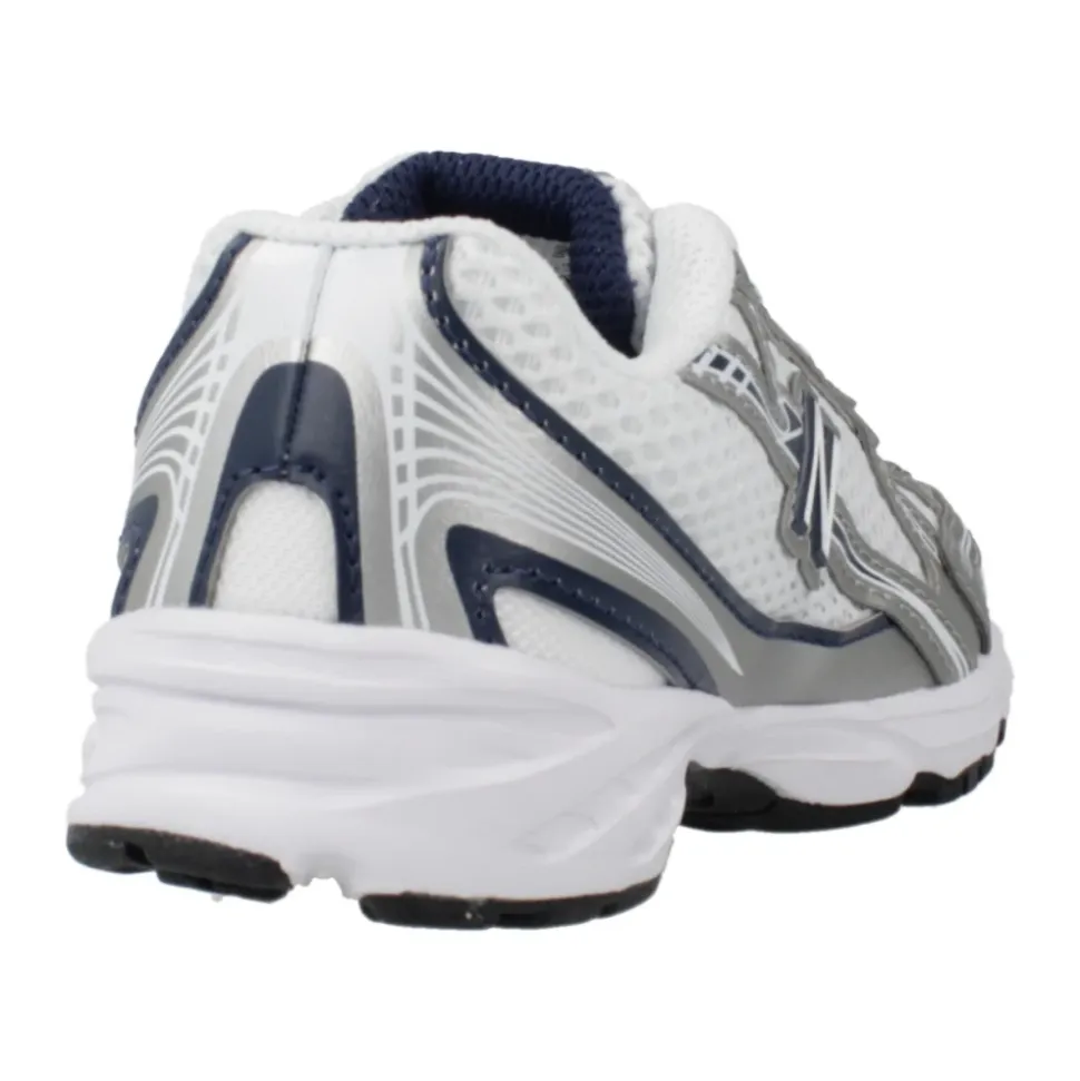 Sneakers Sportives IZ740 pour Femmes