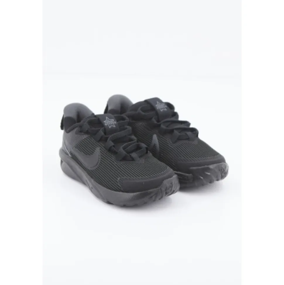 Star Runner 4 Sneakers